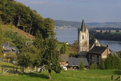 France, Seine-Maritime (76), Villequier et la Seine où se noya Léopoldine Hugo en 1843