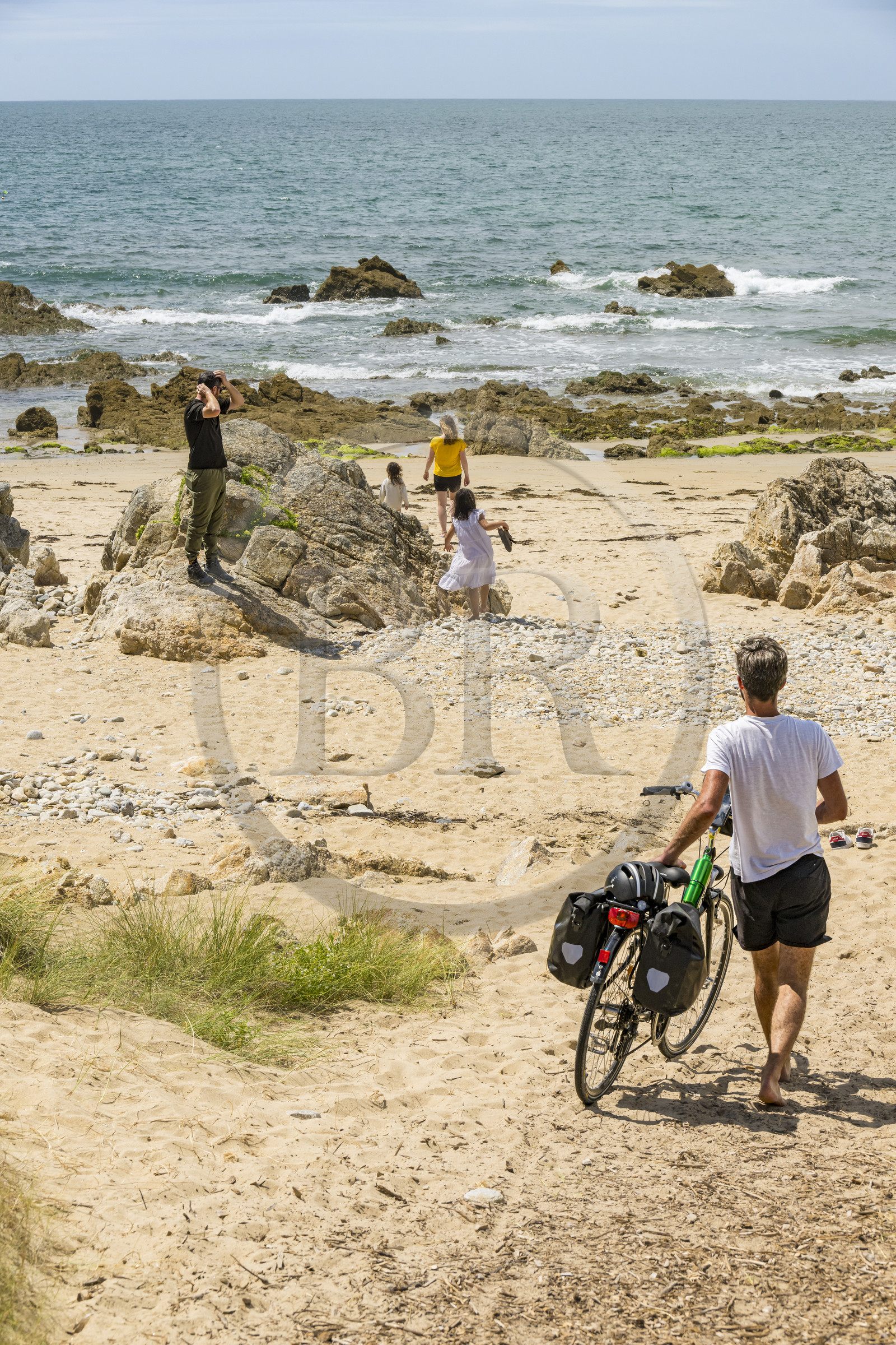 France, Vendee, Noirmoutier island, Noirmoutier-en-l'Ile, plage des Lutins, bike ride