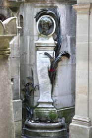 France, Paris (75), cimetière du Père-Lachaise, la tombe de l'écrivain Alphonse Daudet