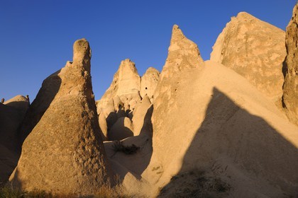 Turquie, Anatolie Centrale, province de Nevsehir, Cappadoce classée Patrimoine Mondial de l'UNESCO, paysage d'érosion et cheminées de fées entre Ürgüp et Avanos à Devrent Deresi