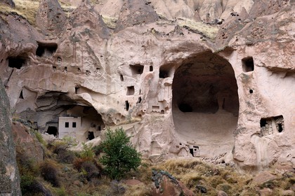 Turquie, Anatolie Centrale, province de Nevsehir, Cappadoce classée Patrimoine Mondial de l'UNESCO, ancien village troglodytique de Zelve