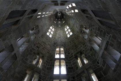 France, Finistère (29), Quimper, la cathédrale Saint-Corentin, intérieur de la flèche