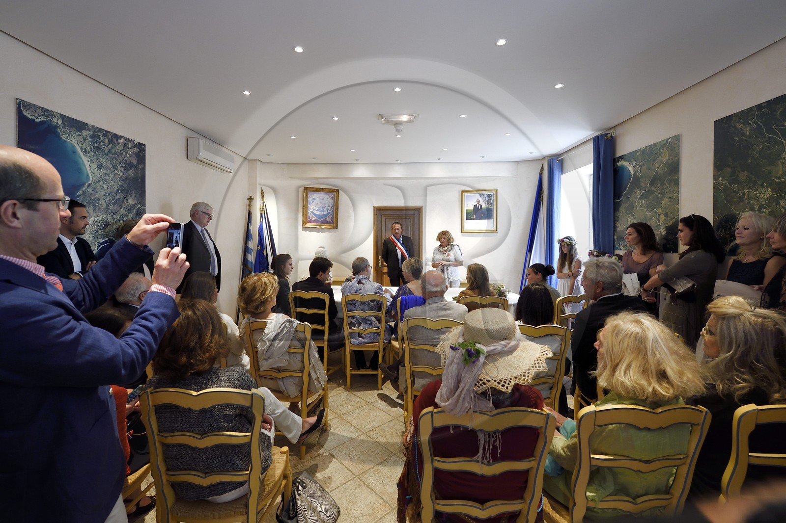 France, Corse-du-Sud (2A), Cargèse, mariage à la mairie aussi appelée Casa Cumuna