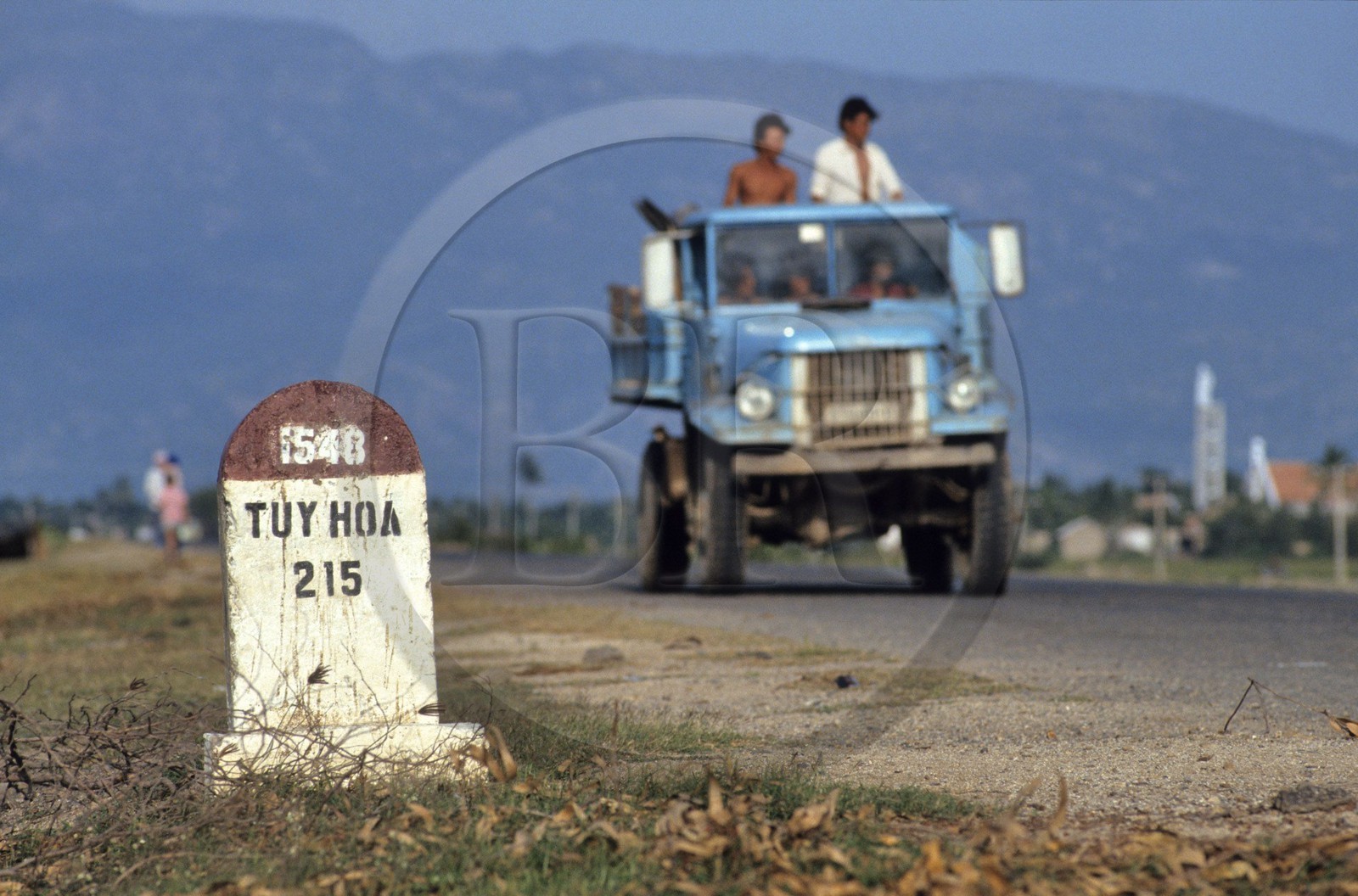 Vietnam, Province of Ninh Thuan, National Highway 1A built by the French in 1930 towards Phan Rang at km 1548