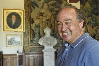 France, Dordogne (24), Périgord Noir, vallée de la Dordogne, Marquay, château de Puymartin appartenant à la famille De Montbron,  Xavier De Montbron