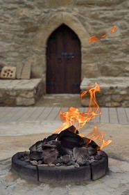 Azerbaïdjan, Bakou, Surakhany, Atashgah (Atechgah) ou Fire Temple (Temple du Feu), lieu de culte zoroastrien construit au XVIIIème siècle par une communauté indienne sur un site d'où sortait naturellement du gaz