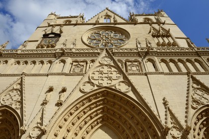 France, Rhone, Lyon, historical site listed as World Heritage by UNESCO, Vieux Lyon (Old Town), Saint Jean Cathedral (Saint John's Cathedral), the western facade