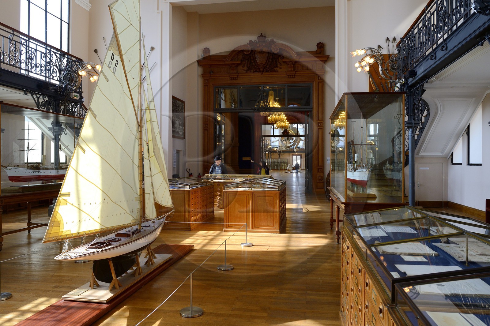 Principauté de Monaco, Monaco, le musée océanographique, la Salle Albert Ier évoque le parcours scientifique du Prince Albert Ier de Monaco fondateur du musée