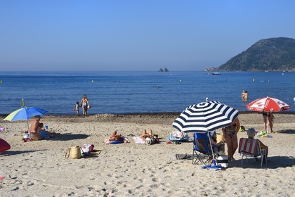 France, Var (83), rade de Toulon, La Seyne-sur-Mer, la plage des Sablettes