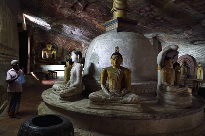 Sri Lanka, Central Province, Matale District, Dambulla, Cave temple, Royal Rock Temple also called Ran Giri (Golden Rock) listed as World Heritage by UNESCO, Cave 2 Maharaja Viharaya is the largest, Stupa