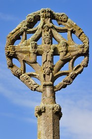France, Cantal, Parc Naturel Régional des Volcans d'Auvergne (regional nature park of Auvergne volcanoes), step on the Way of St. James to Santiago de Compostela by Via Arverna, Chalinargues, the 15th century granite Cross of Mons, on this side we can see the Virgin surrounded by angels, kneeling people and saints, on the other Christ