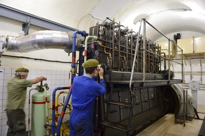 France, Moselle (57), Veckring, Ligne Maginot, forteresse du Hackenberg, un des quatre groupes électrogènes SGCM de 350 chevaux