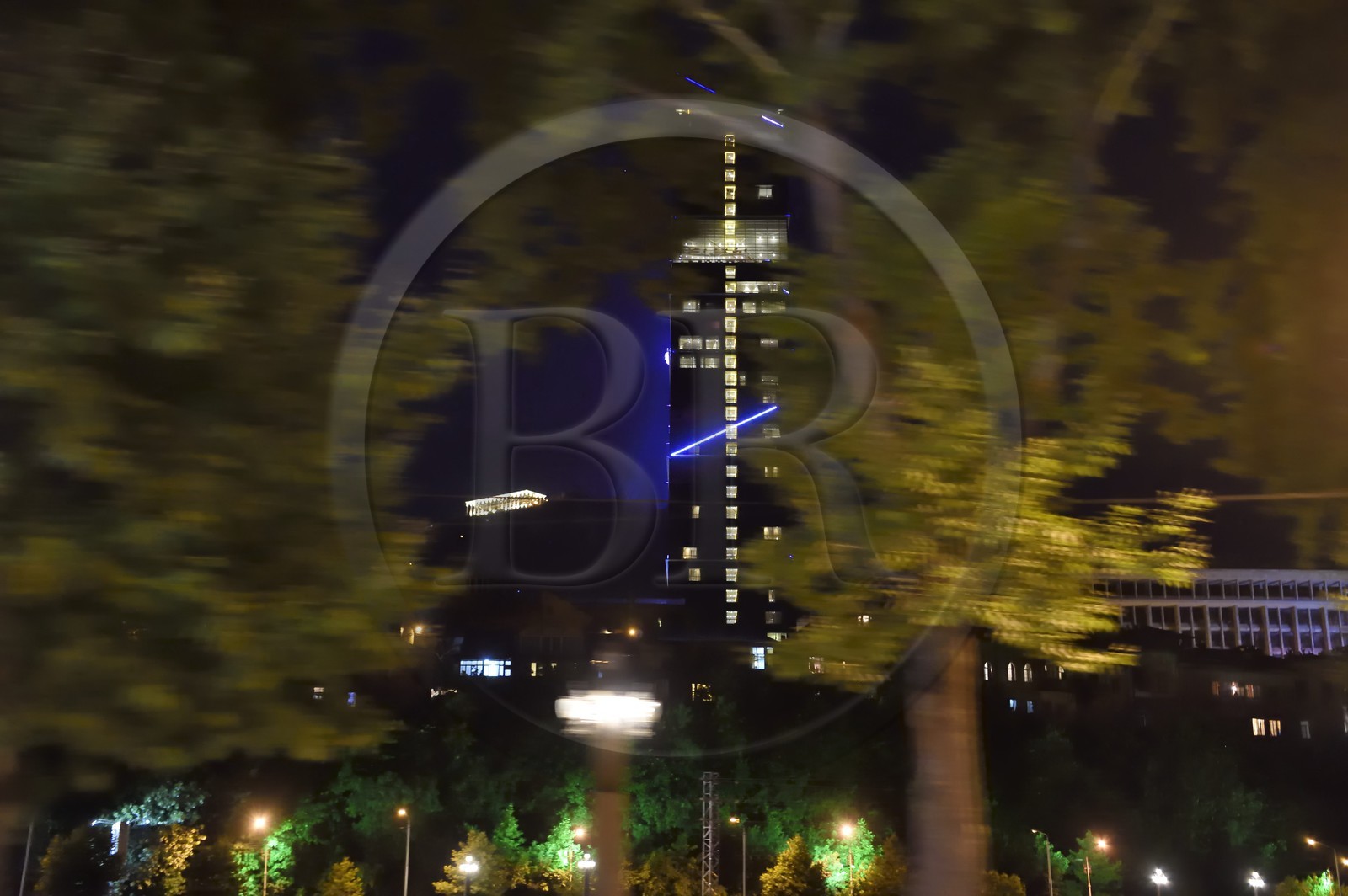 Géorgie, Tbilissi, nouveau gratte-ciel de verre Biltmore Hotel Tbilisi