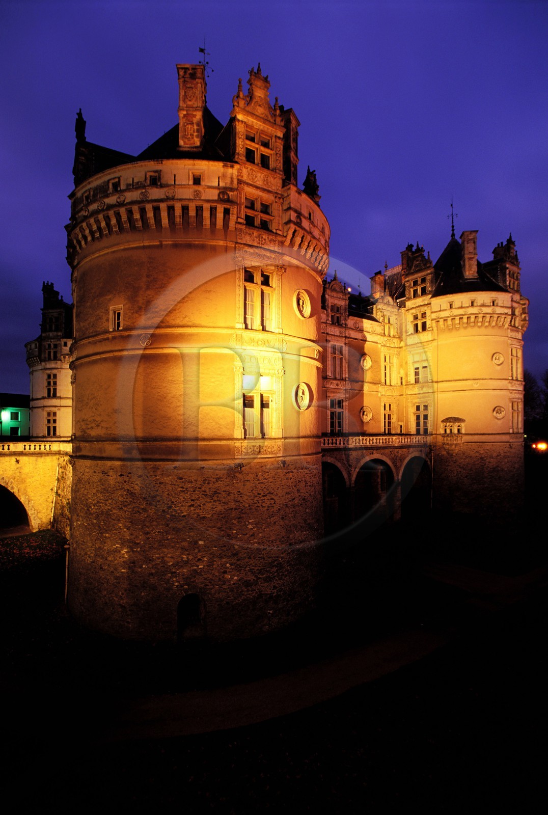 France, Sarthe (72), le château de Lude de nuit