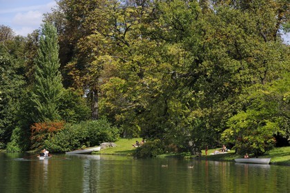 France, Paris (75), le Bois de Boulogne, promenade en barque autours des iles du Lac Inférieur