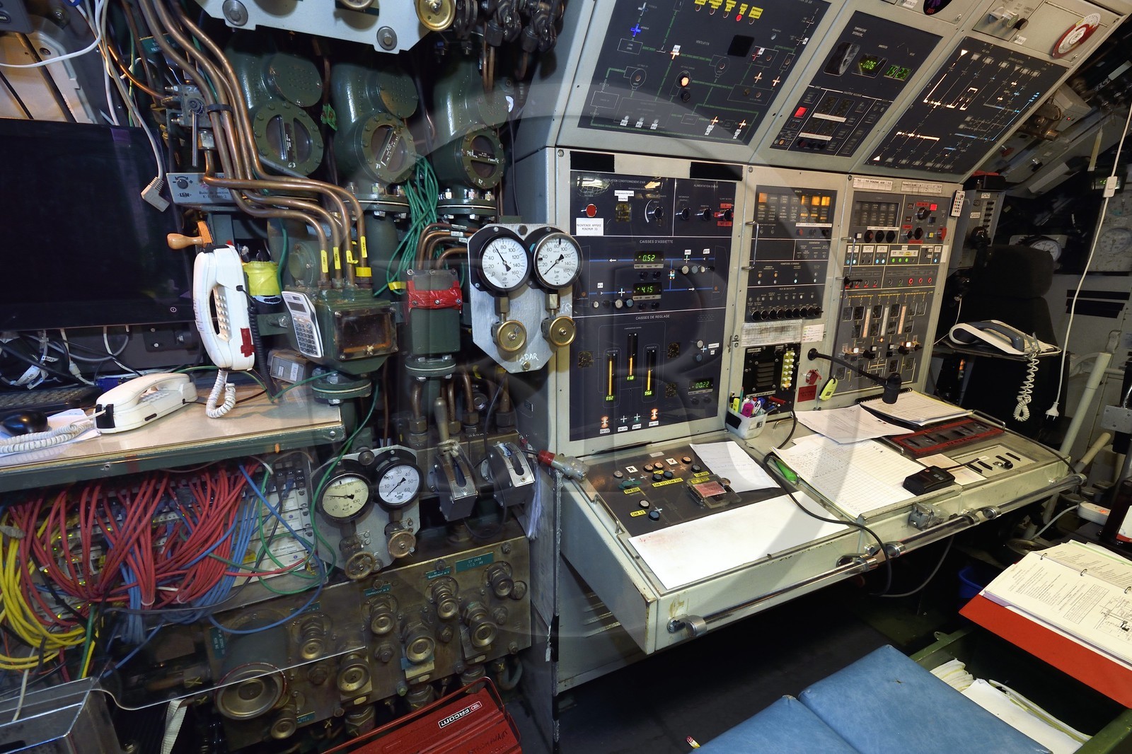 France, Var (83), Toulon, la base navale (Arsenal), sous-marin nucléaire d’attaque (SNA) de type Rubis, le Poste central navigation opération (PCNO)