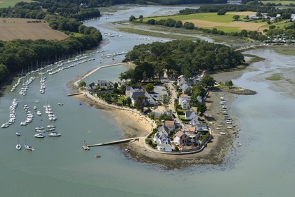 France, Morbihan (56), Golfe du Morbihan, Vannes, presqu'île et quartier de Conleau (vue aérienne)