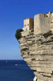 France, Corse du Sud, Bonifacio, the old town or Upper Town perched on limestone cliffs more than 60 meters high