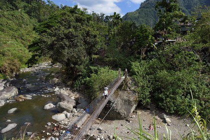 Philippines, Ifugao province, Banaue region, suspension bridge that leads to the village of Cambulo