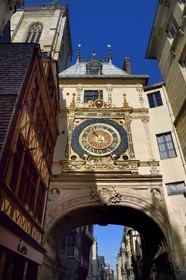 France, Seine-Maritime (76), Rouen, le Gros-Horloge, horloge astronomique avec un mécanisme du XIVe siècle et un cadran du XVIe siècle