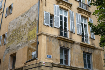 France, Bouches du Rhone, Aix en Provence, former hat shop of Paul Cezanne's father on the Cours Mirabeau