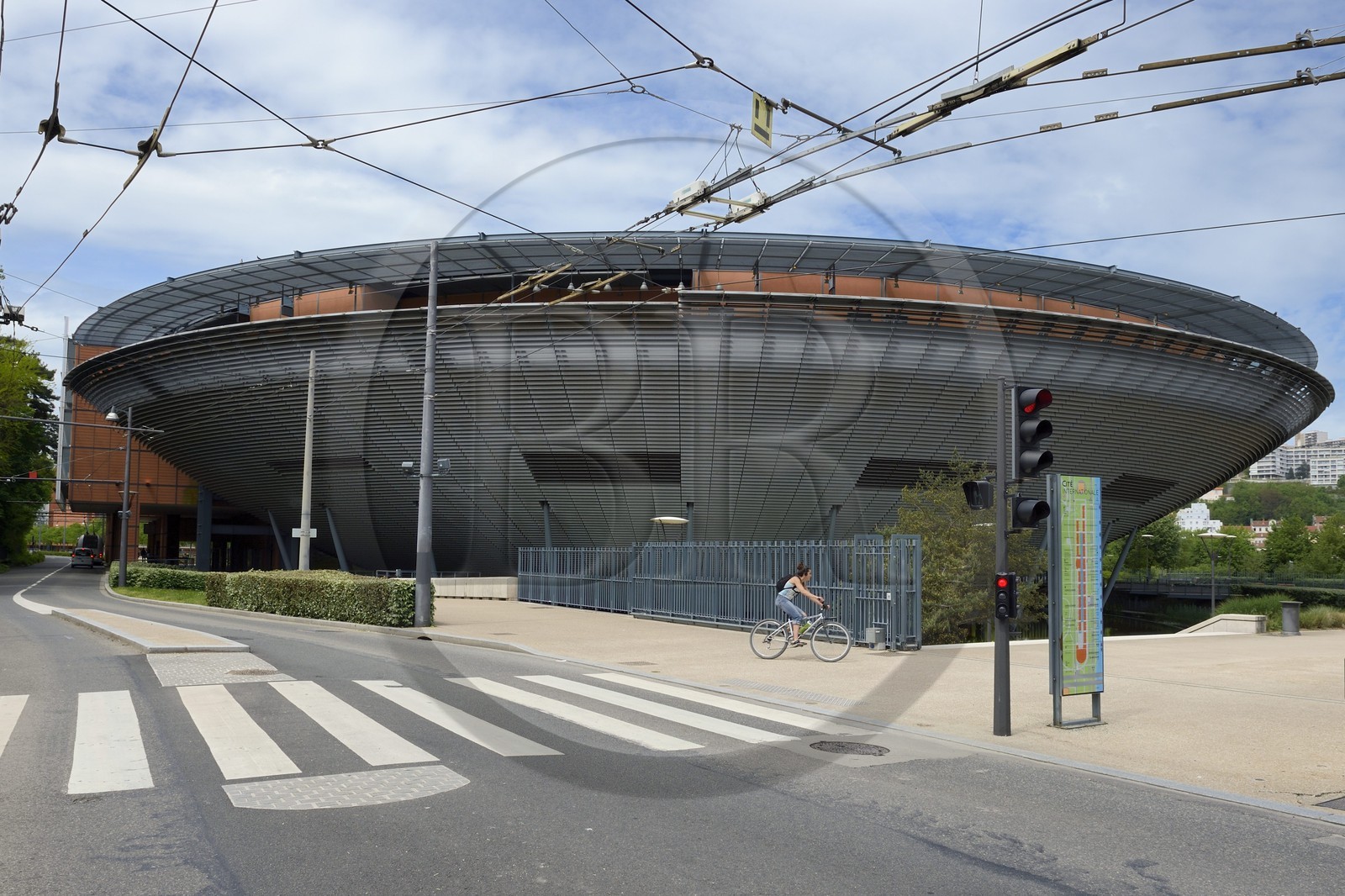 France, Rhône (69), Lyon, la Cité Internationale conçu par l'architecte Renzo Piano, l’amphithéâtre de 3 000 places du palais de congrès
