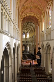 France, Finistère (29), Quimper, la cathédrale Saint-Corentin, la nef