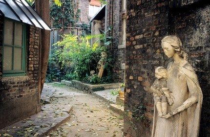 France, Paris (75), résidence d'artistes La Ruche, 2 passage de Dantzig, sculpture