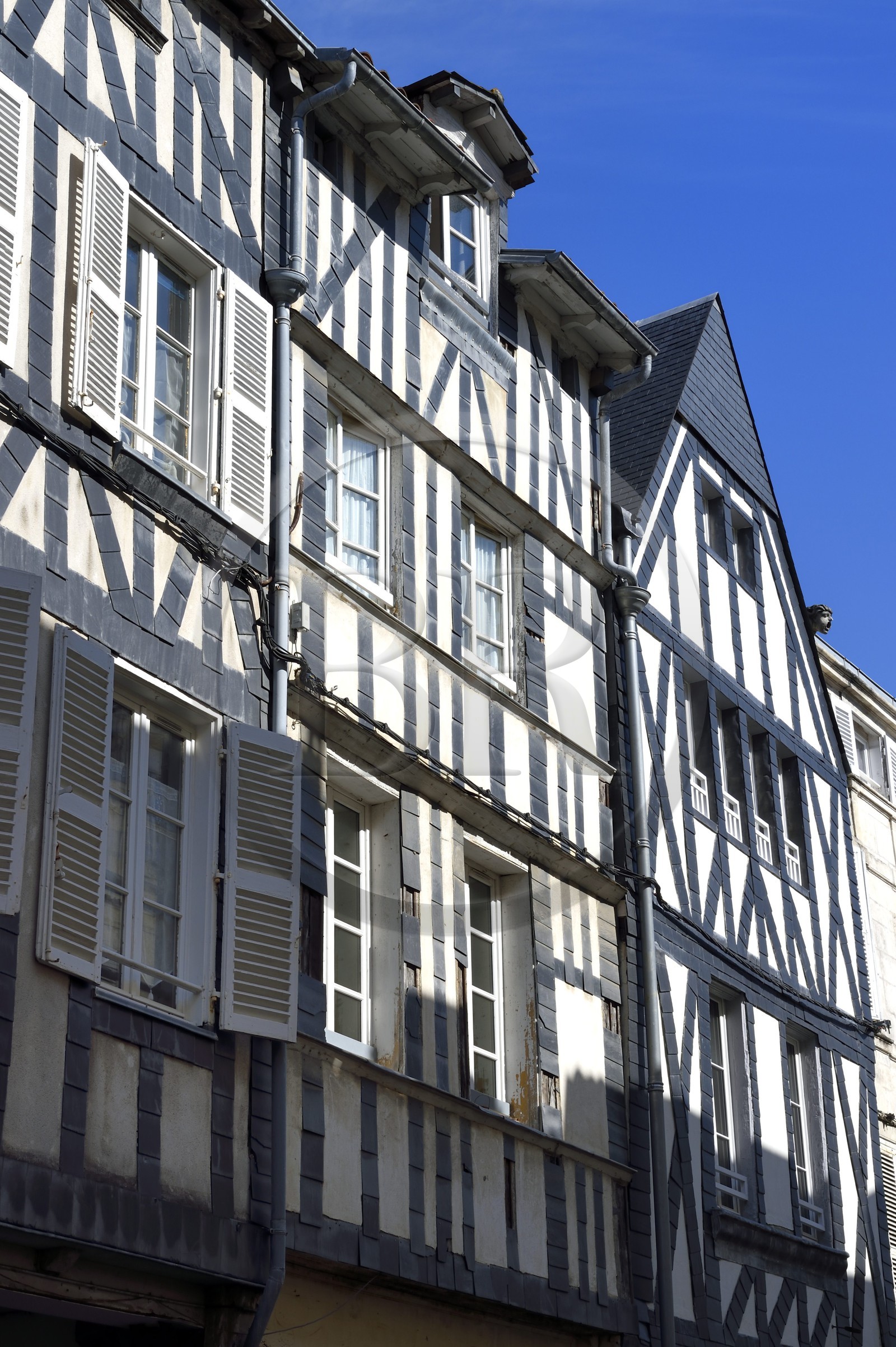 France, Charente-Maritime (17), La Rochelle, n°31 rue des Merciers, maisons à pans de bois