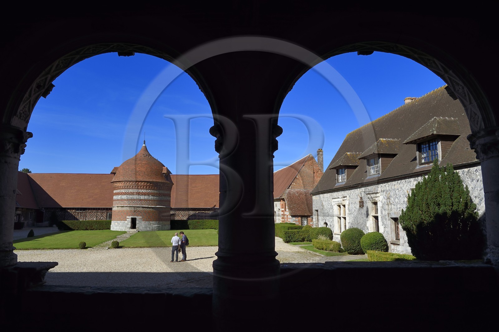 France, Seine-Maritime (76), Côte d'Albatre, Pays de Caux, Varengeville-sur-Mer, le Manoir d'Angoet son colombier