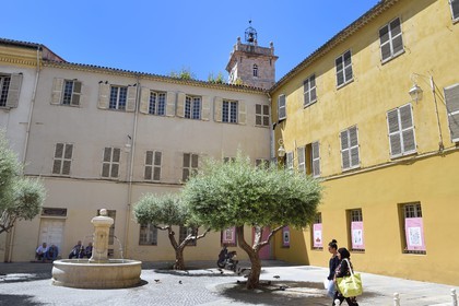 France, Var (83), Toulon, l'ancien Evêché sur la place Paul Comte