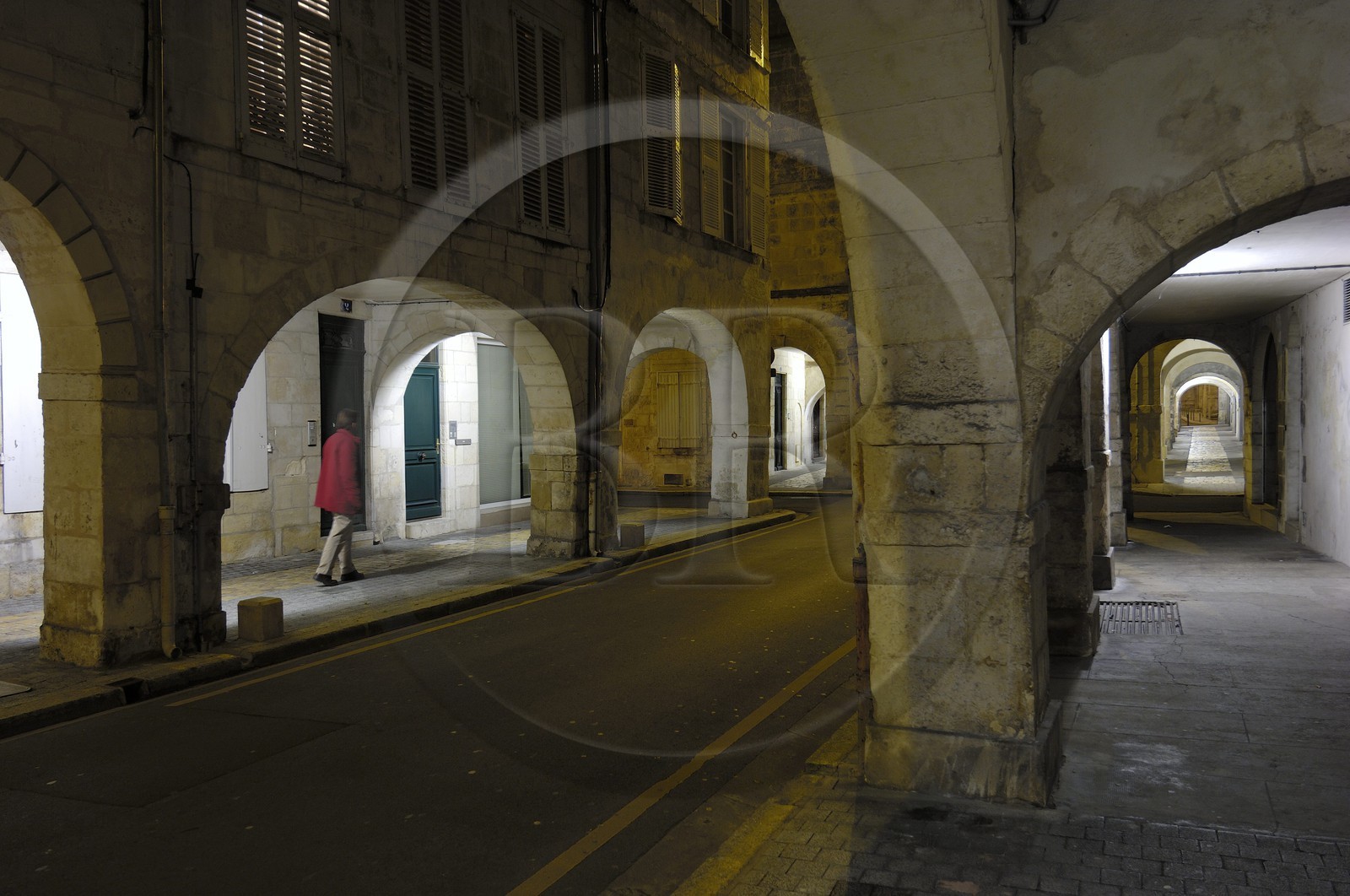 France, Charente-Maritime (17), La Rochelle, arcades rue Admyrault