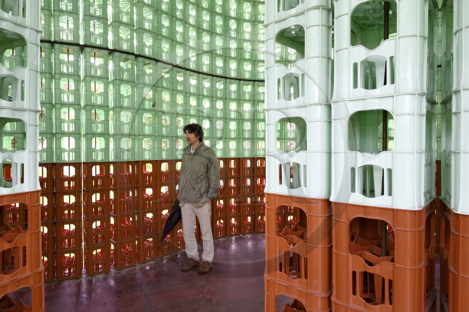 Suède, Comté de Vasterbotten, Umea, parc de sculpture d'Umedalen, Kastenhaus 1166.14 (2000) de Winter et Hörbelt