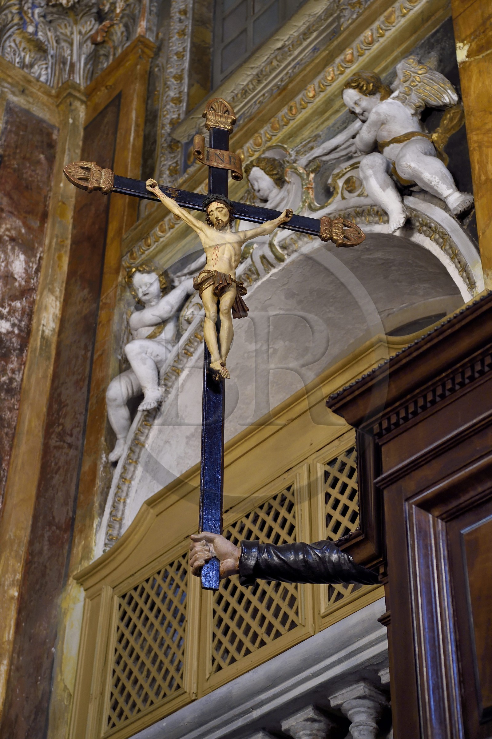 France, Alpes-Maritimes (06), Nice, quartier du Vieux Nice, L'église Saint-Jacques-le-Majeur dite aussi église du Gesù, bras tenant la croix