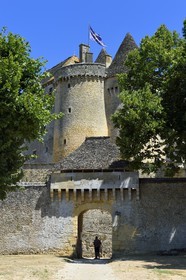 France, Dordogne (24), Périgord Noir, vallée de la Dordogne, Sainte-Mondane, le chateau de Fénelon, le premier chatelet