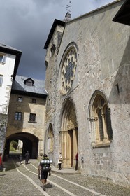 Spain, Basque Country, Navarra, Roncesvalles, stop on el Camino de Santiago (the Way of St. James), Royal Collegiate Church of Roncesvalles, Church of Santa María la Real