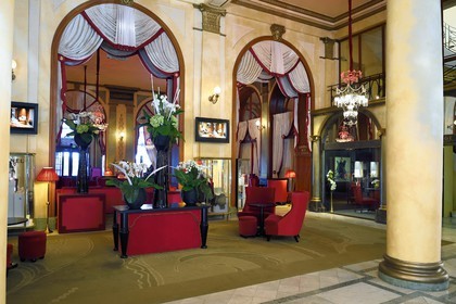 France, Calvados (14), Pays d'Auge, Deauville, l'Hotel Royal Barriere, le lobby