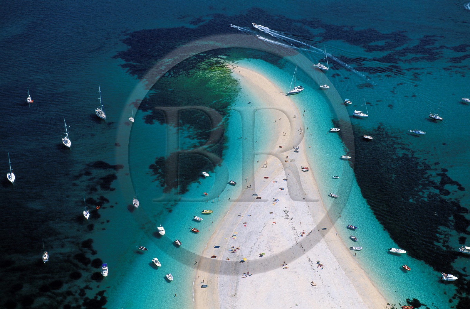 France, Finistere, Glenans Archipelago, boats moored on a sand bank (aerial view)