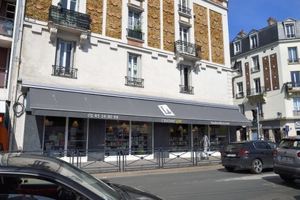 France, Val-de-Marne (94), Champigny-sur-Marne, la librairie L'Instant Lire au centre ville