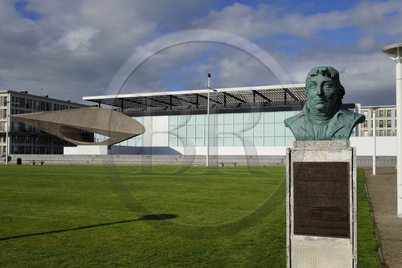 France, Seine Maritime, Le Havre, Downtown rebuilt by Auguste Perret listed as World Heritage by UNESCO, the Museum of Modern Art Andre Malraux by the sea
