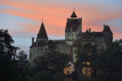 Romania, Transylvania, Brasov region, Bran castle of the 13th century associated in the collective memory at Vlad III the Impaler and the Dracula character that he inspired