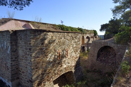 France, Var (83), Iles d'Hyères, parc national de Port Cros, Ile de Porquerolles, le Monastère orthodoxe Sainte-Marie dans l'ancien fort de la Repentance