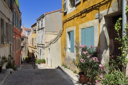 France, Bouches-du-Rhône (13), Marseille, quartier du Panier, petites maisons rue des Moulins