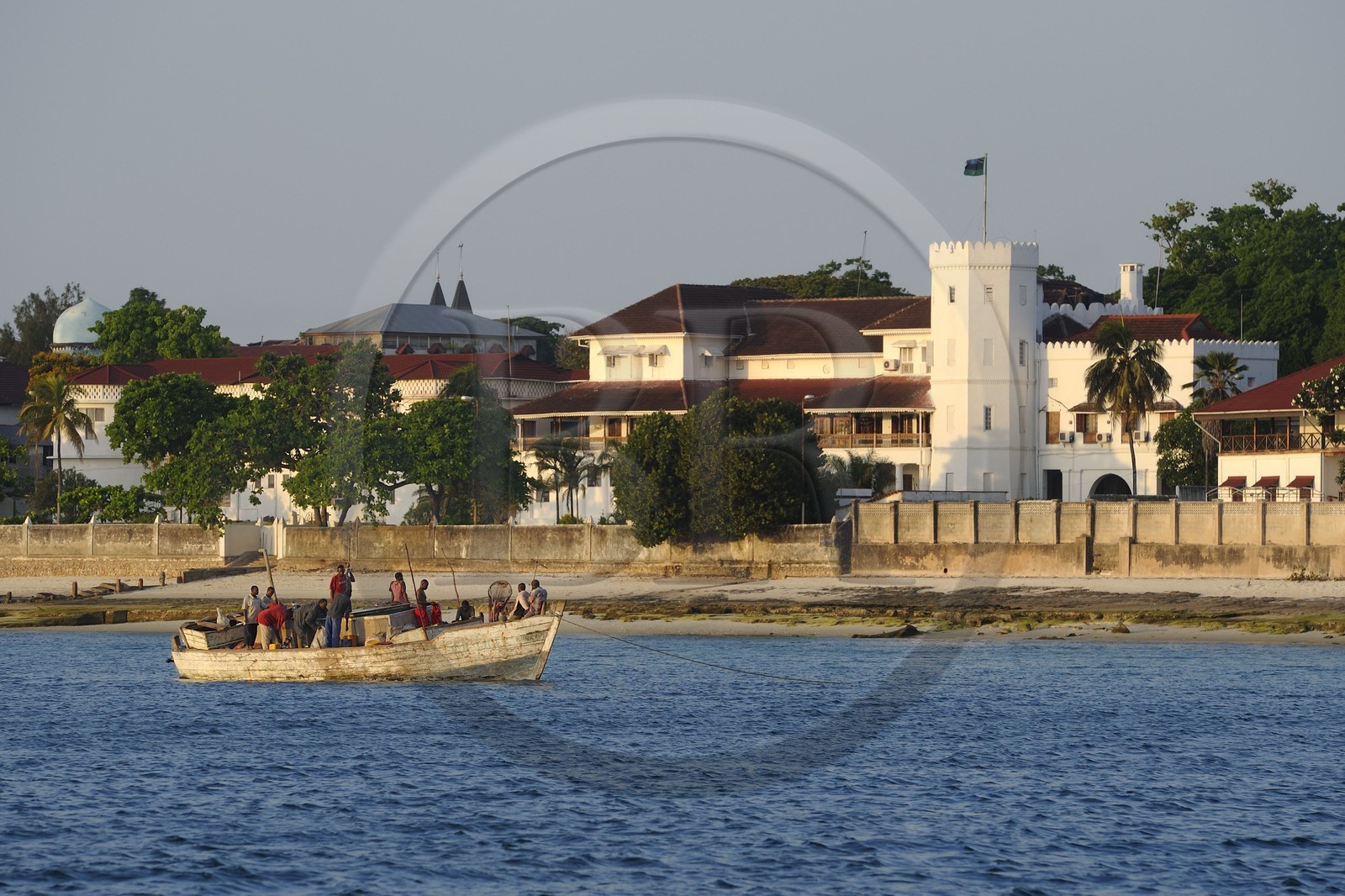 Tanzanie, archipel de Zanzibar, île de Unguja (Zanzibar), ville de Zanzibar, quartier Stone Town, classé Patrimoine Mondial de l' UNESCO, siège de la présidence de Zanzibar