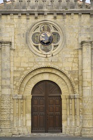 France, Charente-Maritime (17), Ile d'Oléron, l'église de Saint-Denis-d'Oléron