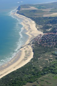 France, Pas-de-Calais (62), côte d' Opale, Wissant et le Cap Blanc-Nez au loin