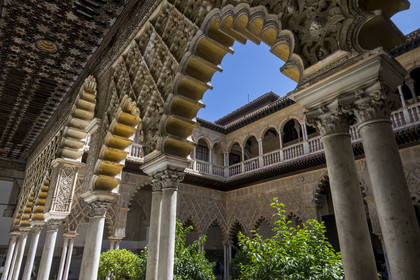 Spain, Andalusia, Seville, the Alcazar of Seville (Reales Alcazares de Sevilla), listed as World Heritage by UNESCO, Palais mudéjar ou de Pierre Ier, the Maidens Courtyard (Patio de las Doncellas)