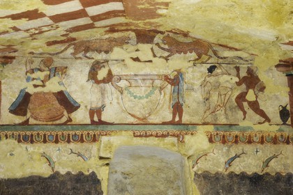 Italie, Latium, province de Viterbe, Tarquinia, nécropole antique étrusque de Monterozzi (Necropoli dei Monterozzi) classée Patrimoine Mondial de l'UNESCO, la Tombe des Lionnes (tomba delle Leonesse)