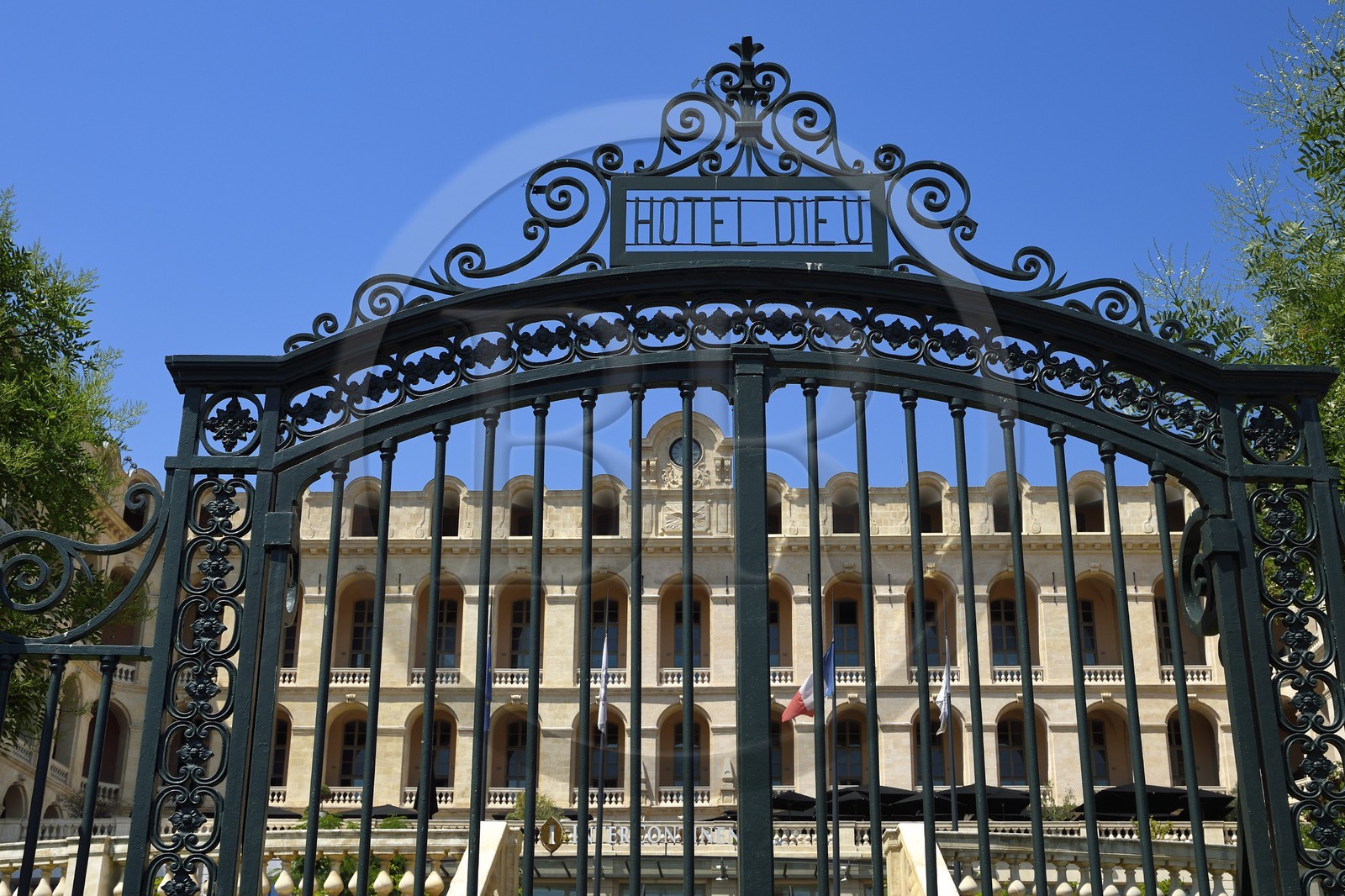 France, Bouches-du-Rhône (13), Marseille, quartier du Panier, l'hôtel Intercontinental et ancien hôtel Dieu (XVIe siècle)