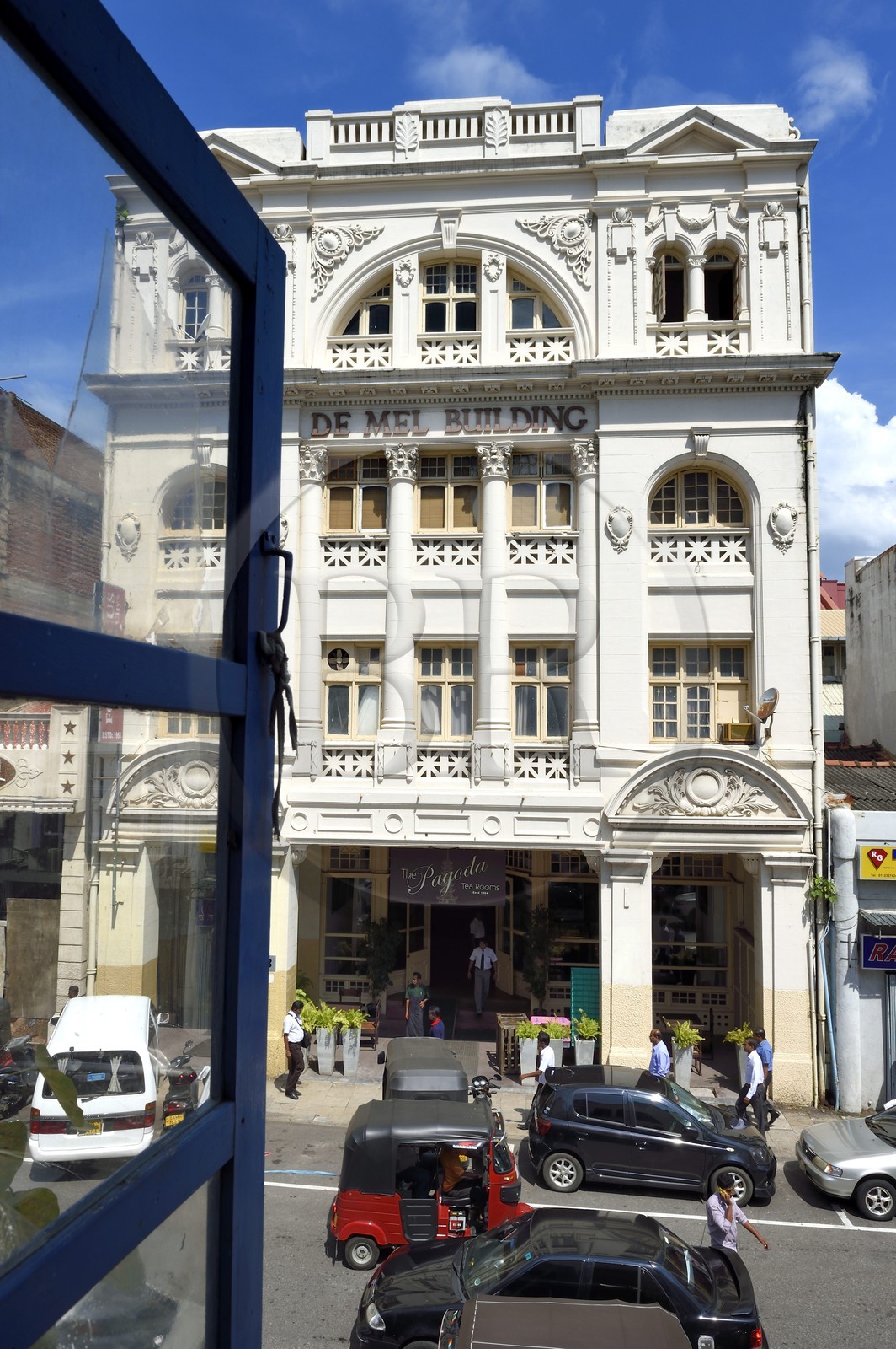 Sri Lanka, province de l'ouest, district de Colombo, Colombo, quartier du Fort, bâtiment historique du De Mel building datant de l'époque coloniale dans Chatham street